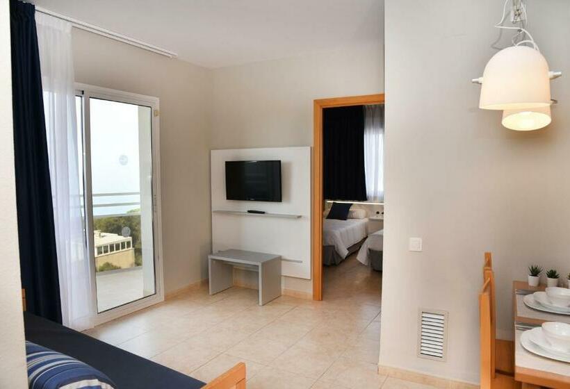 2 Bedroom Apartment Sea View, Apart Sunclub Salou