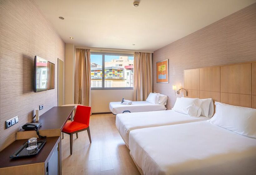 Standard Triple Room, Abba Huesca