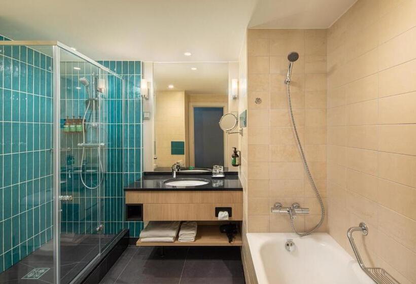 اتاق استاندارد, Crowne Plaza Budapest, An Ihg