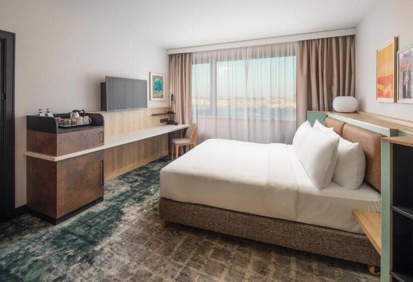 اتاق استاندارد, Crowne Plaza Budapest, An Ihg