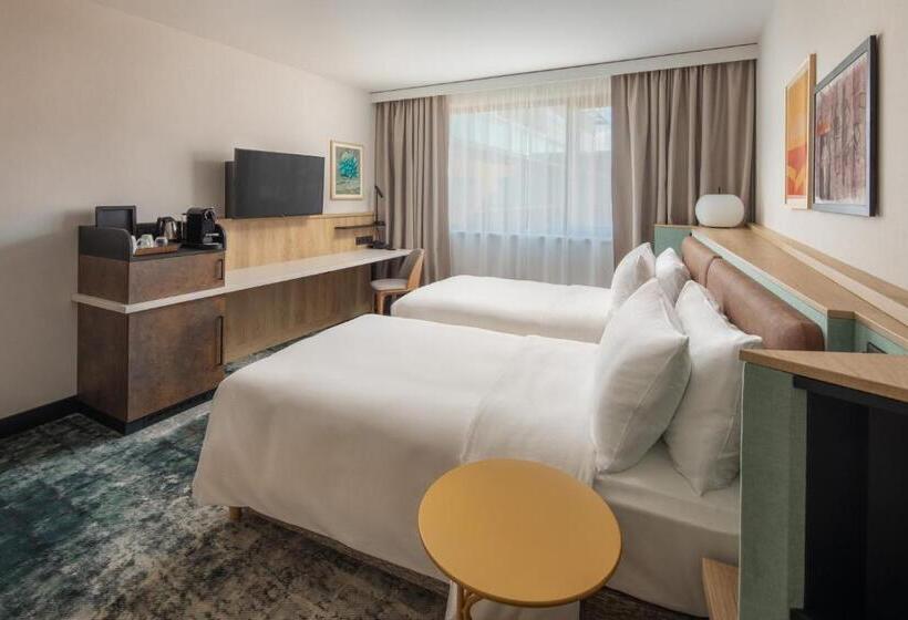 اتاق استاندارد, Crowne Plaza Budapest, An Ihg
