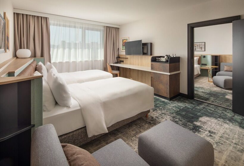 اتاق استاندارد, Crowne Plaza Budapest, An Ihg