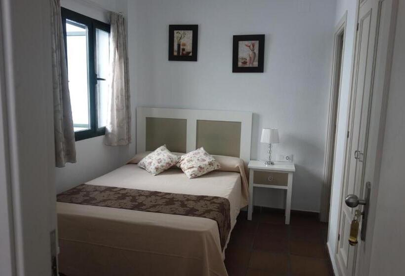 Standard Single Room, Doña Lina