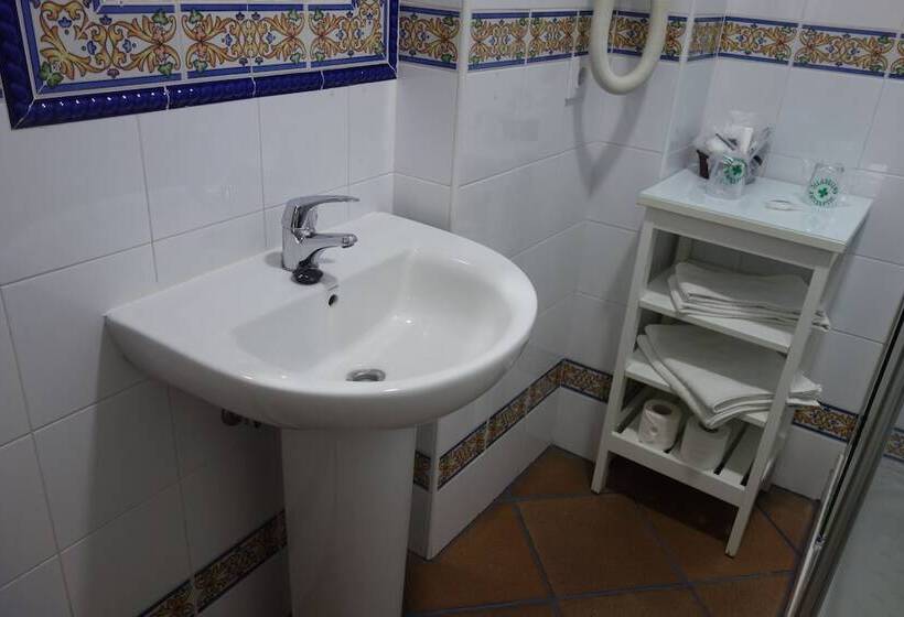 Standard Single Room, Doña Lina