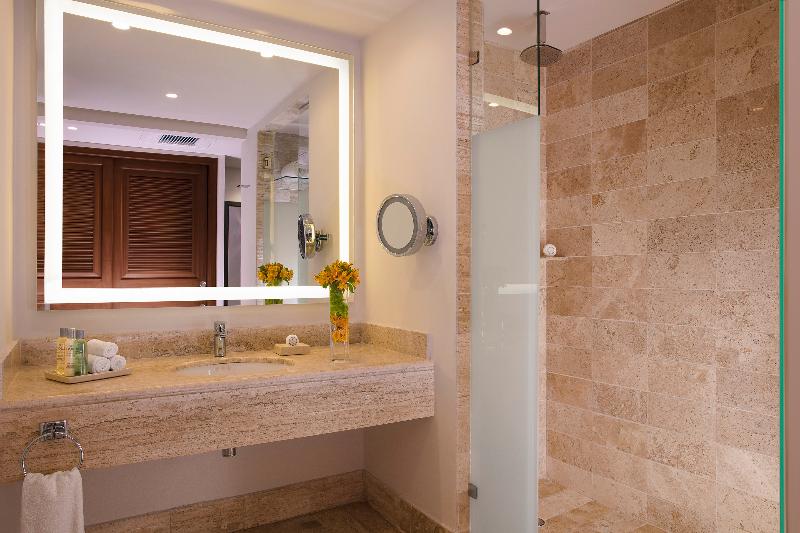 سوئیت کلوب با چشم‌انداز دریا, Dreams Sapphire Resort & Spa