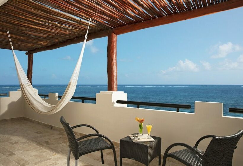 Club Suite, Dreams Sapphire Resort & Spa  All Inclusive