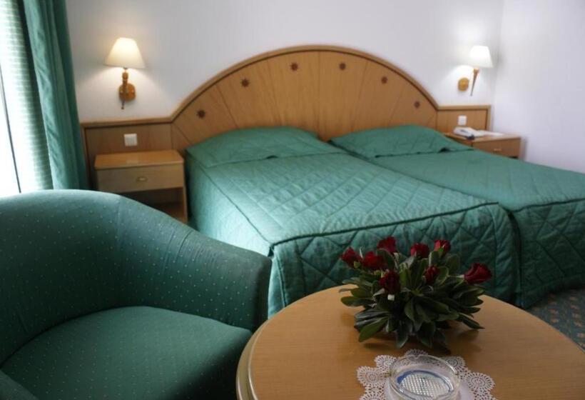 اتاق استاندارد چهار تخته, El Mouradi Hammamet