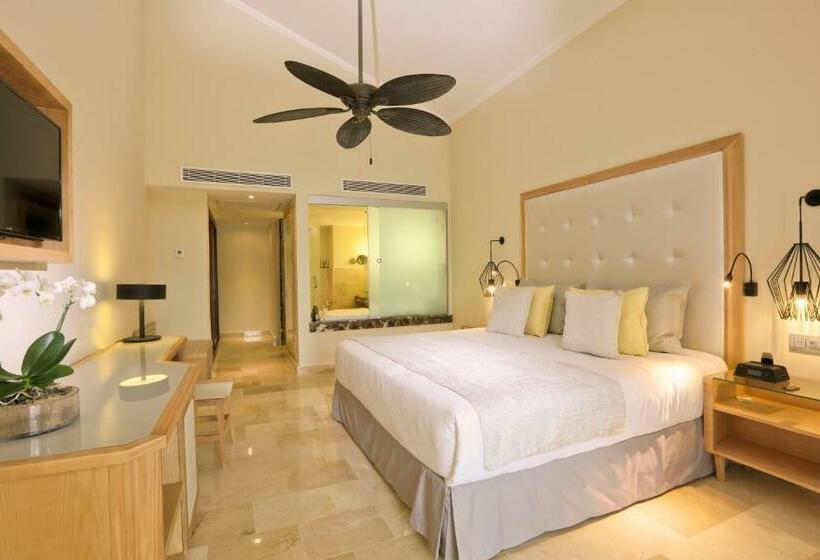 Chambre Deluxe, Grand Palladium Palace Resort Spa  All Inclusive