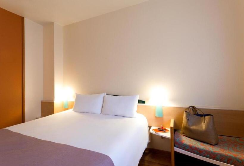 Standard Room, Ibis Bilbao Barakaldo