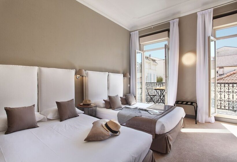 Standard Quadruple Room, La Villa Tosca