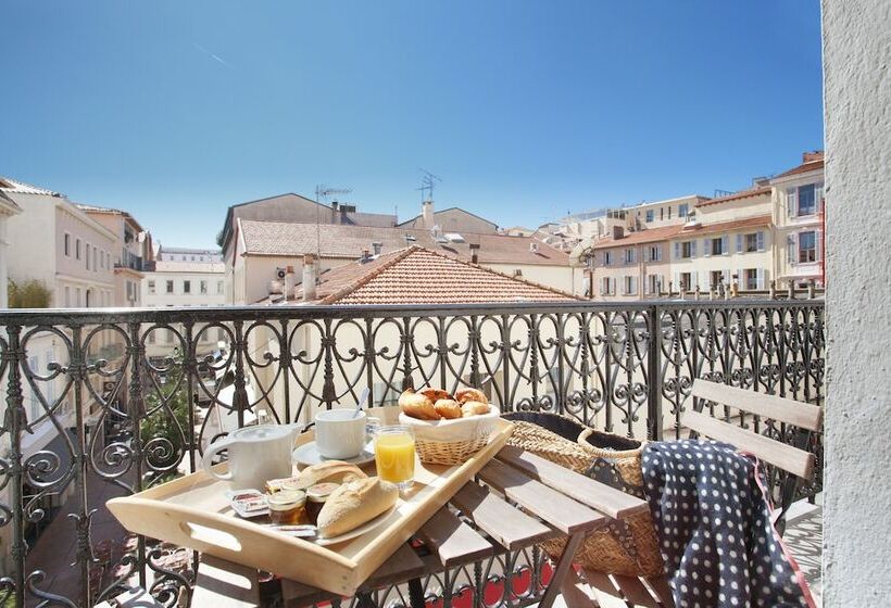 Junior Suite with Balcony, La Villa Tosca