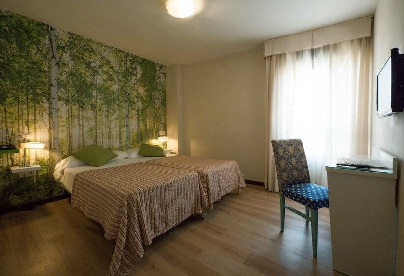 Standard Room, Plaza Santa Lucia