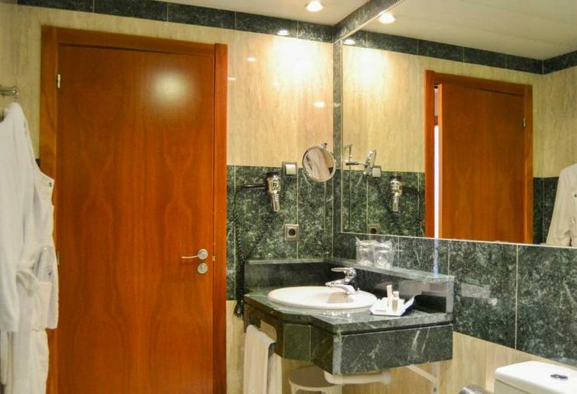 اتاق اجرایی, Ribera De Triana   Reopening!