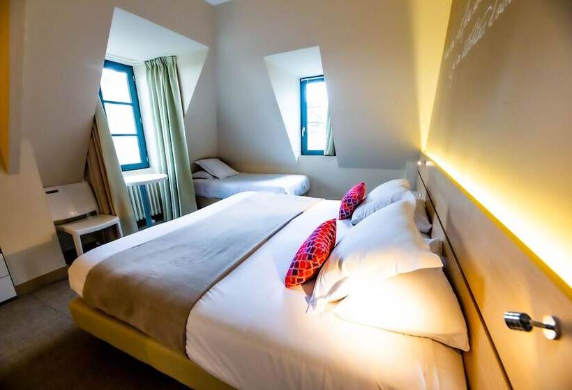 Номер Стандарт Трехместный, Hôtel Du Château Dinan   Originals Boutique