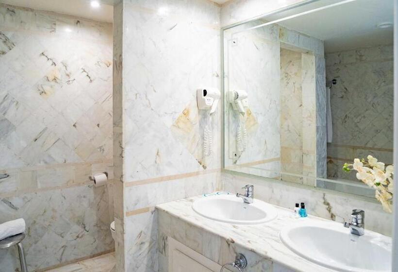 سوییت جونیور, Tmk Flora Park By Turismark   Adults Only