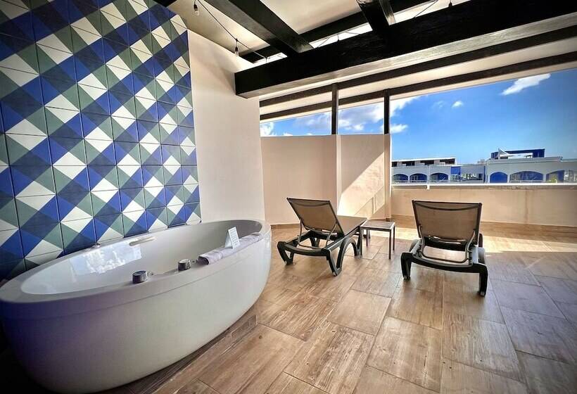 اتاق لوکس با تراس, Hard Rock Hotel Riviera Maya   Heaven Adults Only   All Inclusive