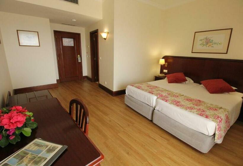 اتاق استاندارد با بالکن, Suite Hotel Jardins Da Ajuda