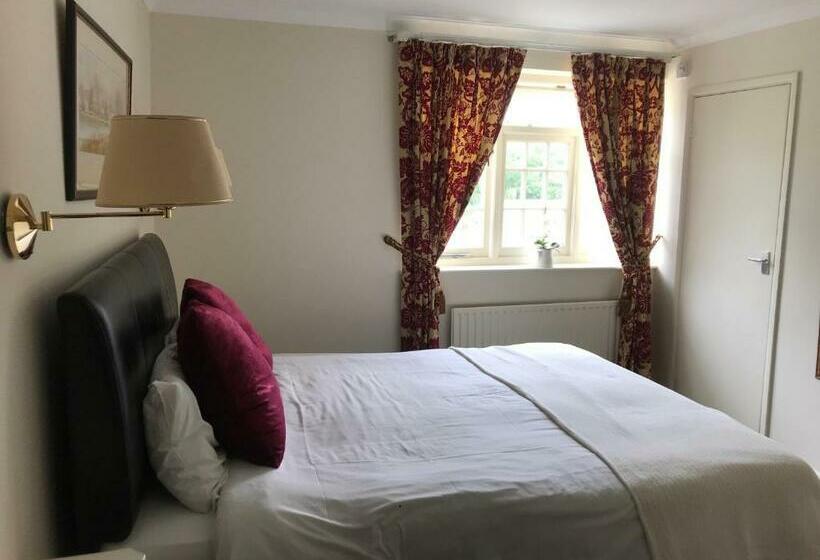 Standard Room, The Barford Inn