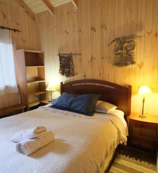 بانگلوی استاندارد, Casa De Noah Bed & Breakfast