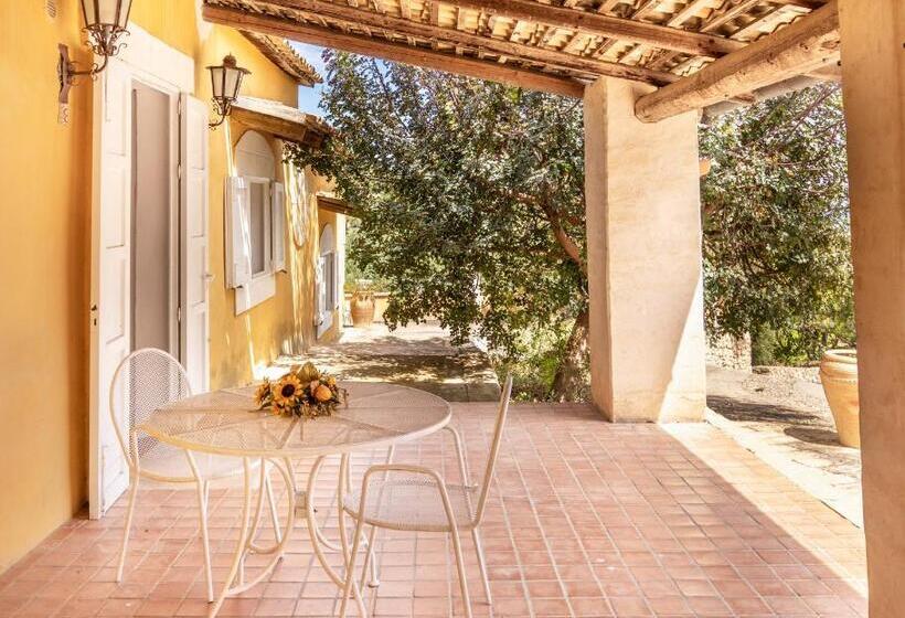 اتاق استاندارد, Agriturismo Val Di Noto