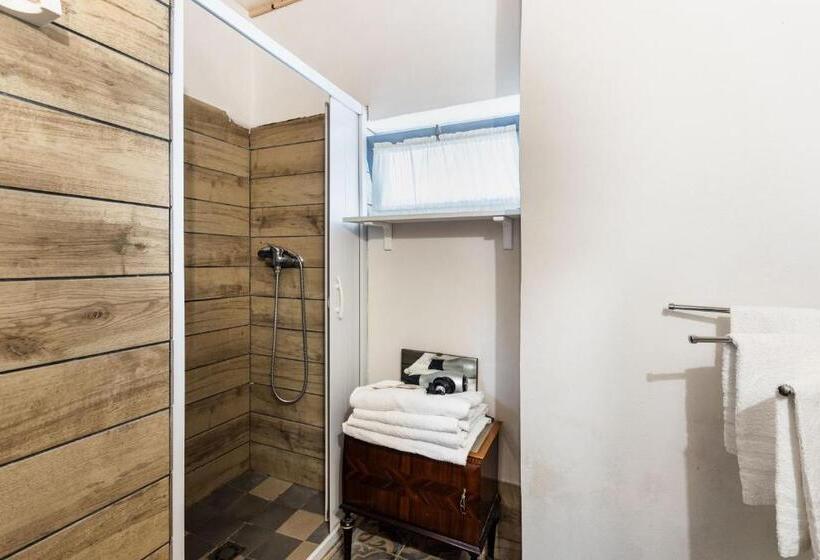 اتاق کلاسیک چهارنفره, Agriturismo Val Di Noto