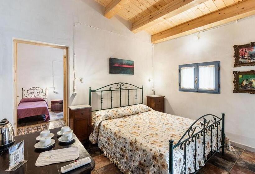 اتاق کلاسیک چهارنفره, Agriturismo Val Di Noto