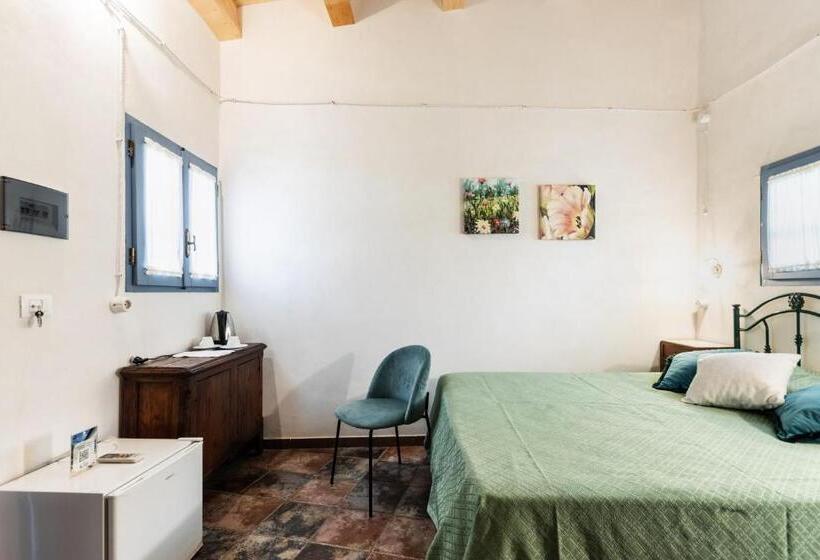 اتاق اکونومی, Agriturismo Val Di Noto