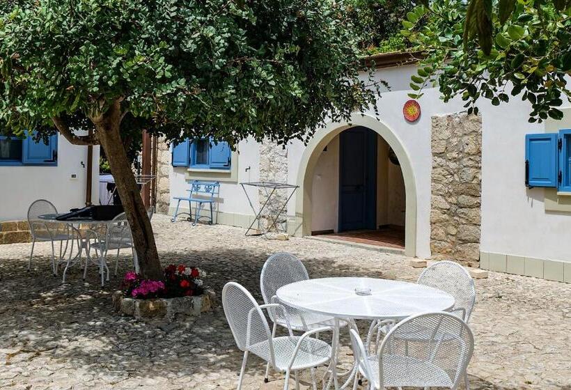اتاق اکونومی, Agriturismo Val Di Noto