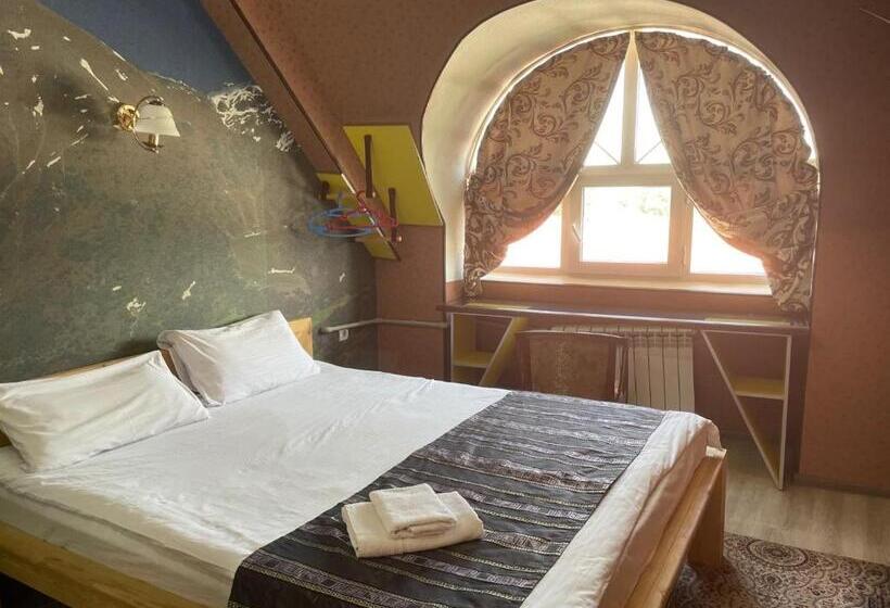اتاق استاندارد, Eco House