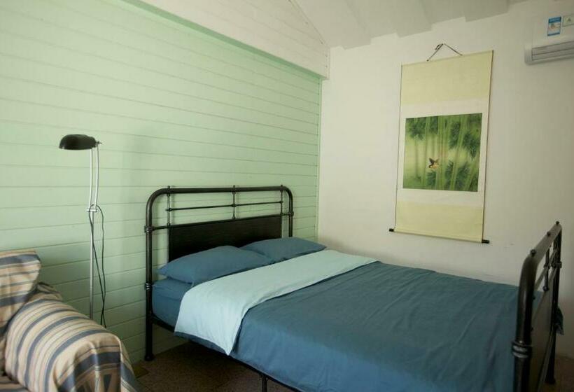 اتاق استاندارد با سرویس بهداشتی مشترک, The Great Wall Box House   Beijing