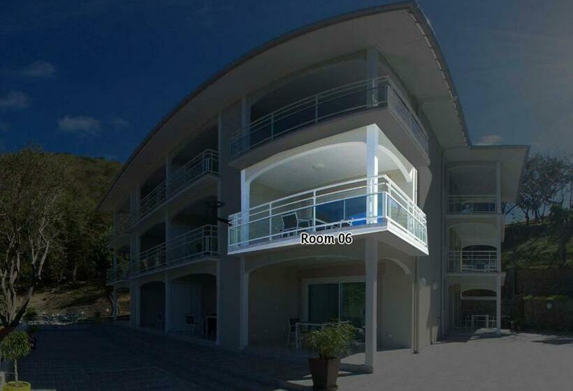 اتاق لوکس با چشم‌انداز دریا, Hôtel Bois Joli