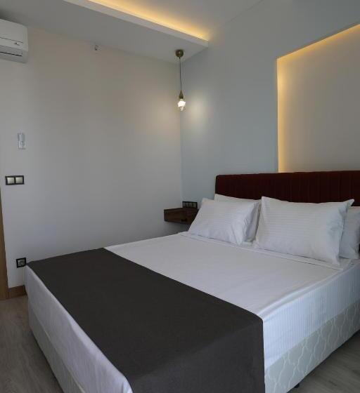 سوییت خانوادگی, Theluna Suite