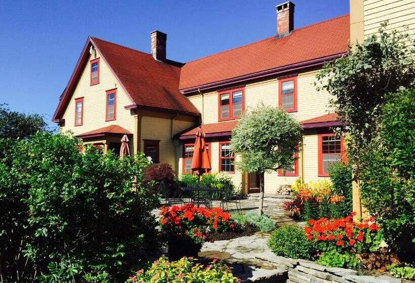 سوئیت با تخت بزرگ, Dominion Hill Country Inn