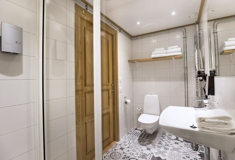 اتاق استاندارد, Lannalodge