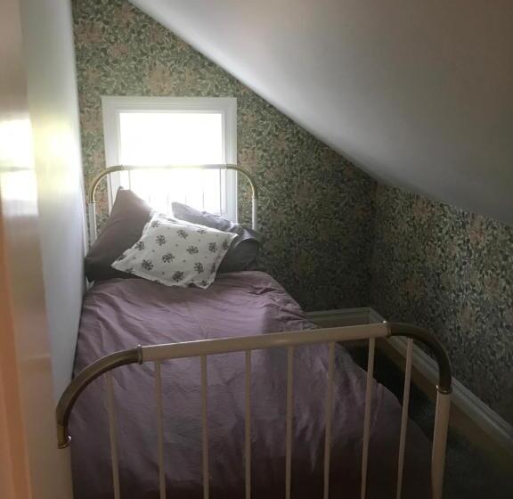 اتاق لوکس, Ameriden Bed And Breakfast