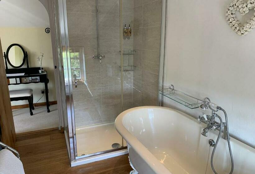 اتاق استاندارد با تخت بزرگ, Fernside Bed And Breakfast