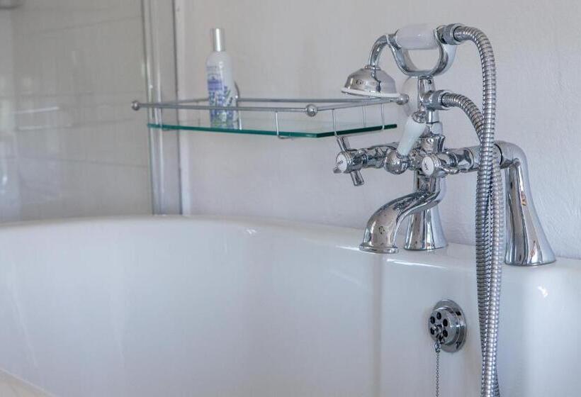 اتاق استاندارد با تخت بزرگ, Fernside Bed And Breakfast