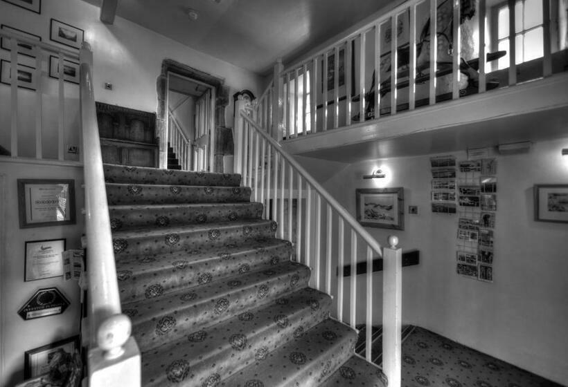 اتاق استاندارد یک نفره, Busta House