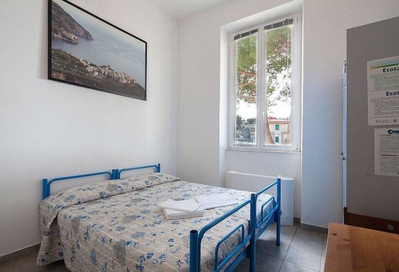 اتاق استاندارد, Ostello Corniglia