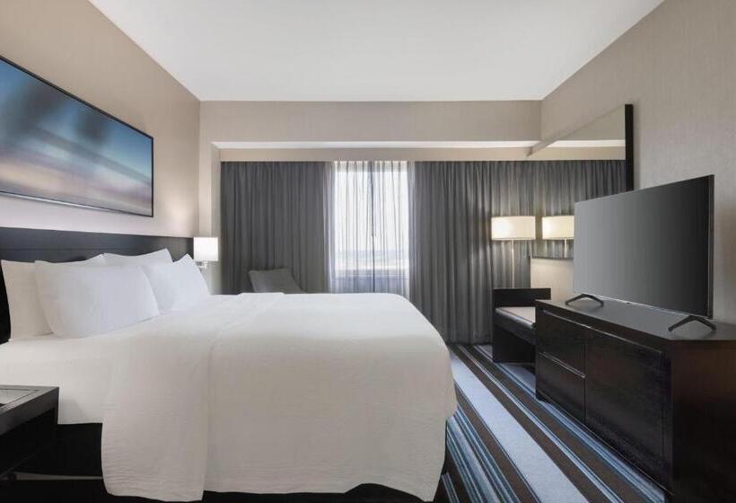 سوئیت با تخت بزرگ, Courtyard By Marriott New York Jfk Airport