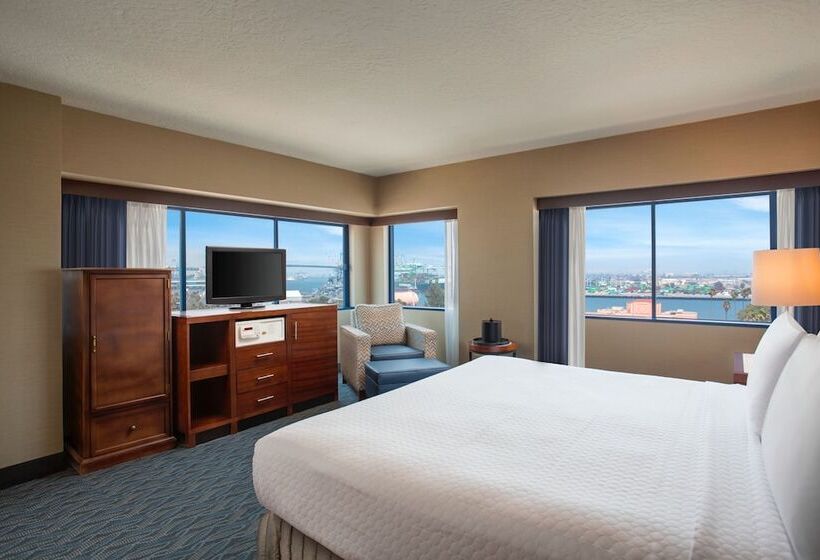 اتاق استاندارد با 2 تخت دوبل, Crowne Plaza  Los Angeles Harbor