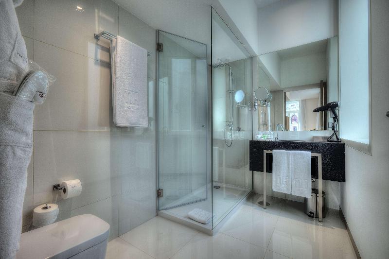 اتاق اجرایی با تخت بزرگ, Crowne Plaza Hotel Los Angeles Harbor, An Ihg
