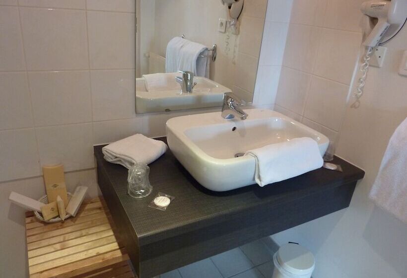 اتاق استاندارد, Cit Hotel De La Vallée