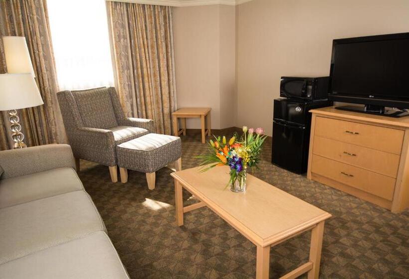 Executive Suite, Edmonton Inn And Conference Centre