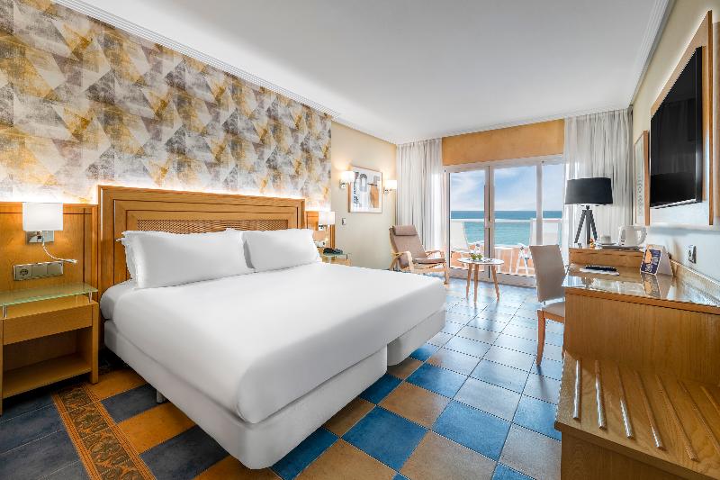 اتاق استاندارد با چشم‌انداز دریا, Elba Sara Beach & Golf Resort
