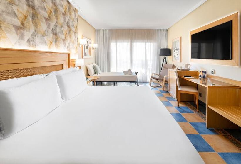 家庭间, Elba Sara Beach & Golf Resort