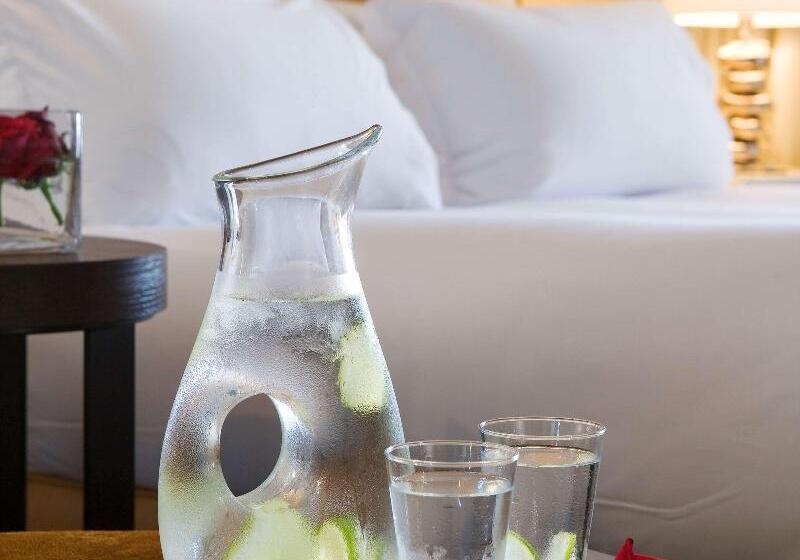 اتاق استاندارد برای معلولان, Hampton Inn & Suites Hershey