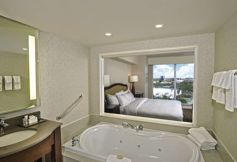 اتاق پرمیوم, Hilton Niagara Falls Fallsview  And Suites