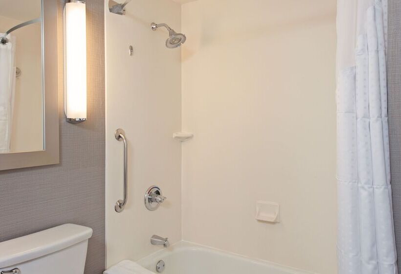 سوییت, Holiday Inn Express Hotel & Suites Fisherman S Wharf, An Ihg