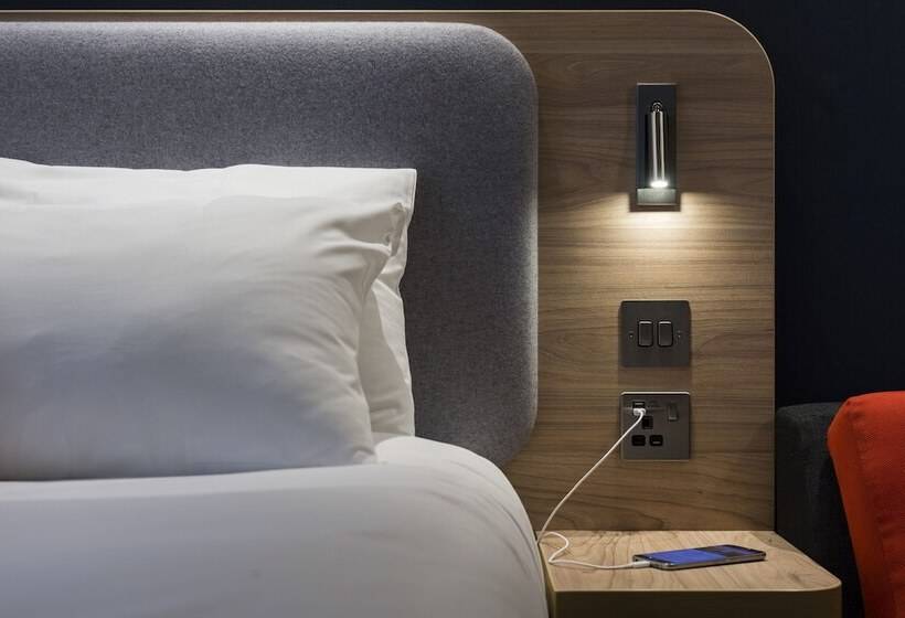 اتاق استاندارد, Holiday Inn Express   Glasgow Airport, An Ihg